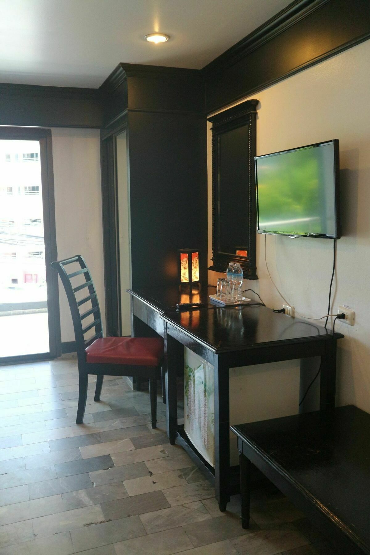 Patong Holiday Dream Hotel Exterior photo